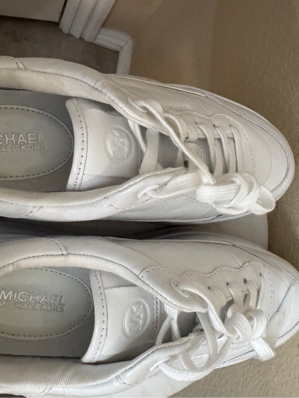 Women Michael Kors Hayes casual statement lace up leather platform white sneaker - Picture 6 of 9